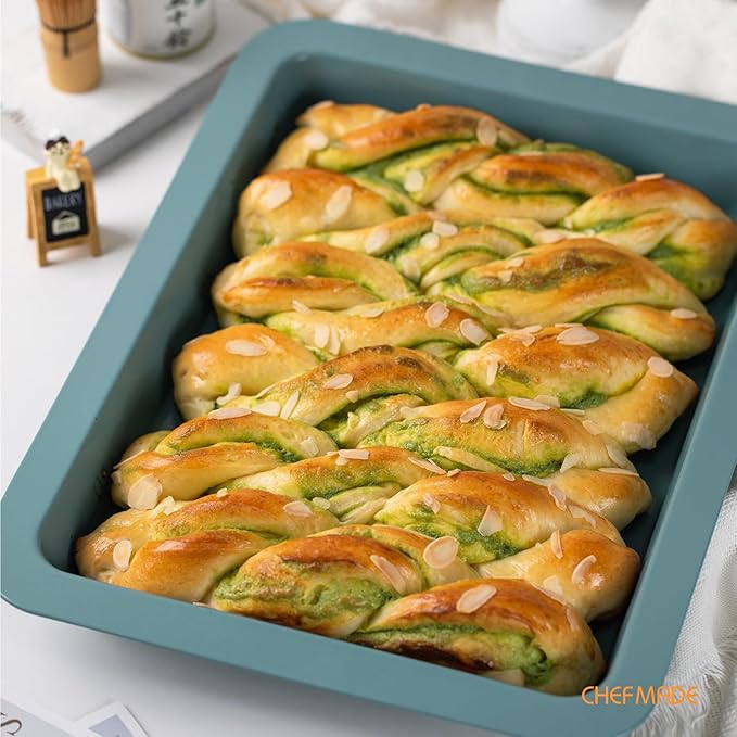 CHEFMADE Baking Sheet Pan, Nonstick 15-Inch Lasagna pan, Deep Baking Bakeware for Oven(Green)