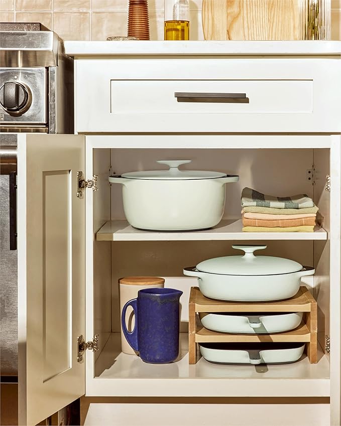 Caraway Enameled Cast Iron Braiser - 3.5 qt Braiser Pan - 3 Layer Enamel Coating - No Seasoning Required - Compatible With All Stovetops - Oven Safe - Free From Forever Chemicals - Gray