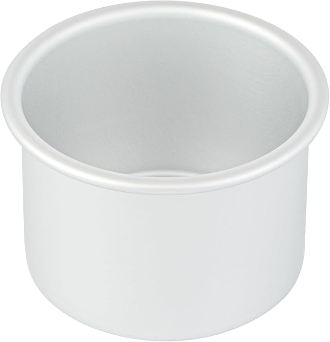 Restaurantware-Met Lux 4 x 3 Inch Straight-Sided Baking Tin, 1 Round Cake Pan - Oven-Ready, Freezable, Anodized Aluminum Round Baking Pan, Greaseproof, for Layer Birthday Cake