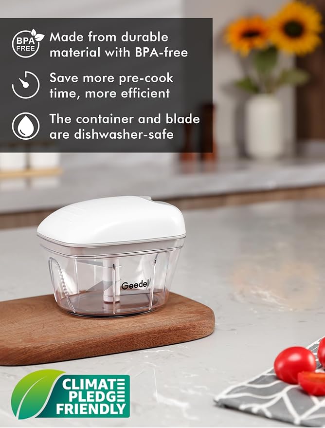 Manual Pull Food Chopper, Hand Pull String Onion Chopper Dicer for Kitchen, Easy Cleaning Food Chopper for Vegetables, Fruits (500 ML)