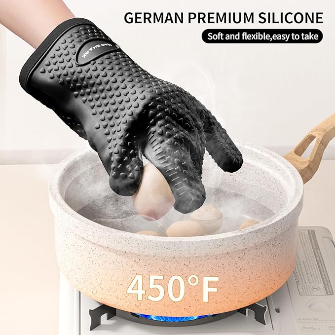 MAD SHARK Silicone Oven Mitts Heat Resistant 450 Degrees,Waterproof & Non-Slip Oven Gloves with Fingers,Cotton Lined Silicone Oven Gloves Kitchen Mitts for Baking Cooking Barbecue,Women,Oven(Black)