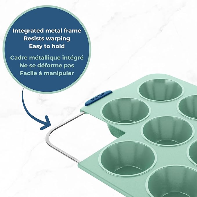 Starfrit Silicone 12 Cup Muffin Pan with Integrated Metal Frame - Green