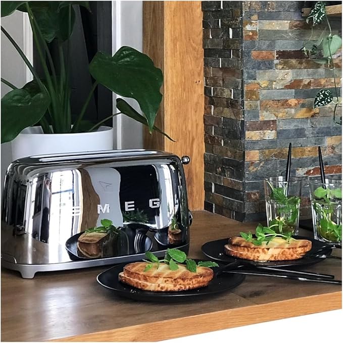 Smeg 50's Retro 4 - slice toaster (Stainless Steel)