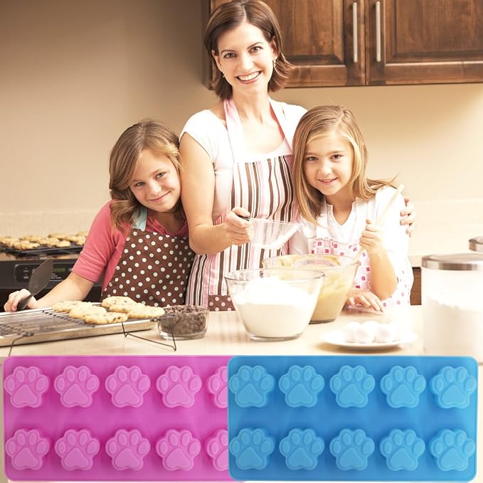 DaKuan 4-Pack Food Grade Silicone Paw Print Mold | Reusable Pet Ice Candy Chocolate Bakery Molds | Oven, Freezer & Dishwasher Safe