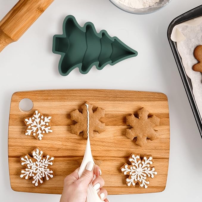 Operitacx Christmas Tree Cake Mold, Non-Stick Christmas Tree Cake Pan Silicone Mold for Cake, Baking Mold for Cake Candy Xmas Holiday Baking Supplies (8.2x10.6inch)
