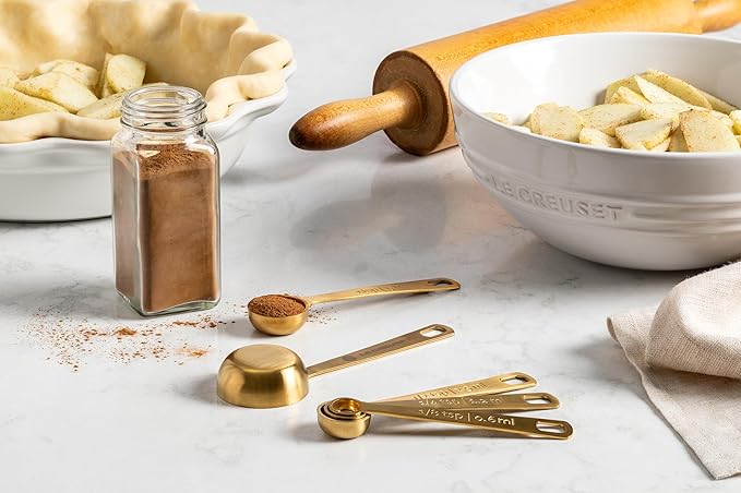 Le Creuset Measuring Spoons, Gold, Set of 5 (1/8,1/4,1/2,1Tsp,1Tb)
