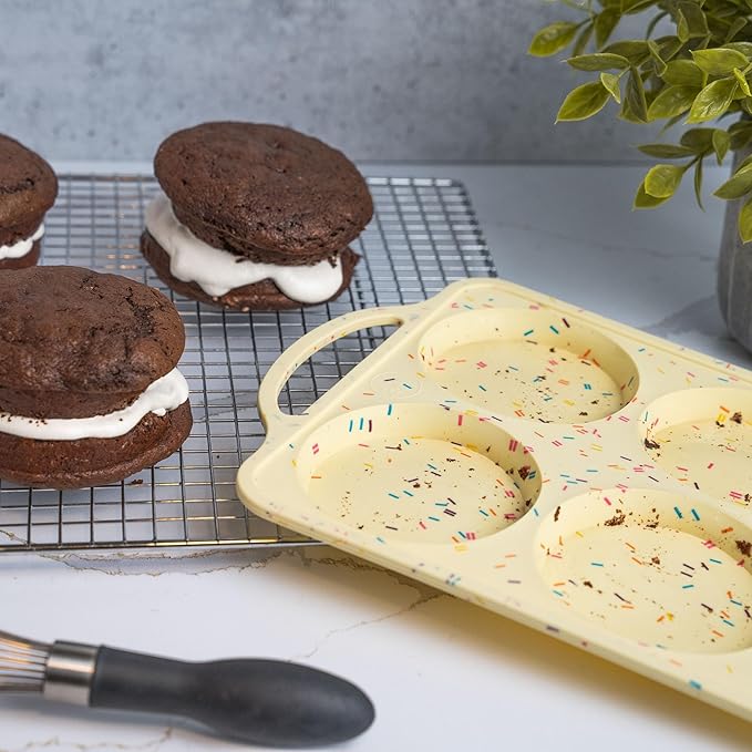 Jumbo Top Silicone Muffin Pans for Baking, 4 Inch Silicone Jumbo Muffin Pan 6 Cup, Egg Pan for Baking English muffins, Whoopie Pies, Corn Bread Bites, Confetti Muffin Top Pans Non Stick